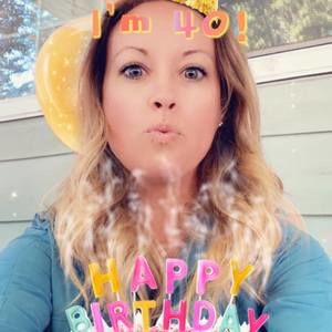 Meet your Posher, Andrea